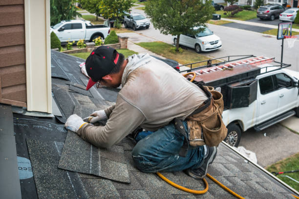Professional Roofing technician working in Wiscasset, ME